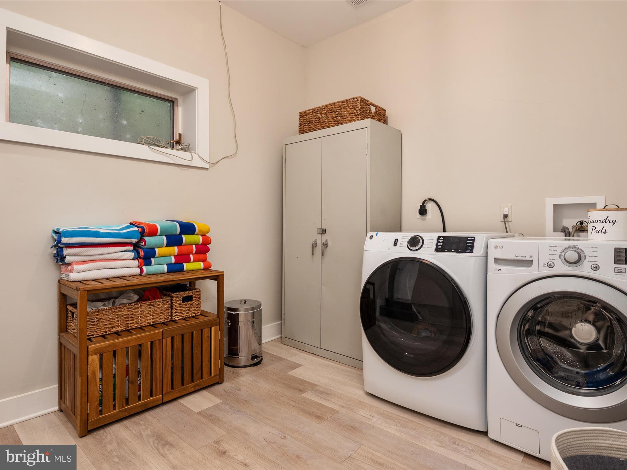 WEEMS CREEK - Residential