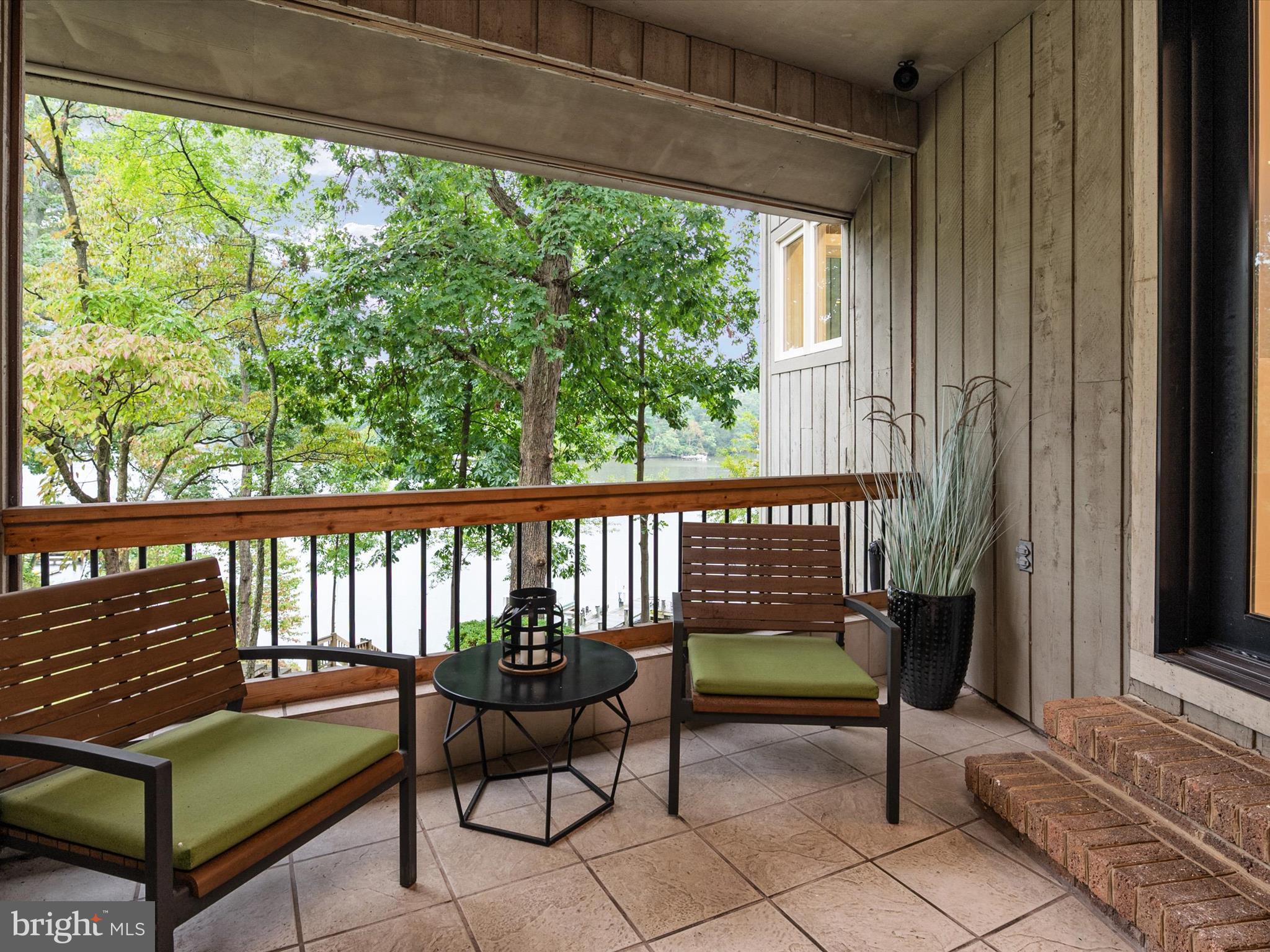 WEEMS CREEK - Residential