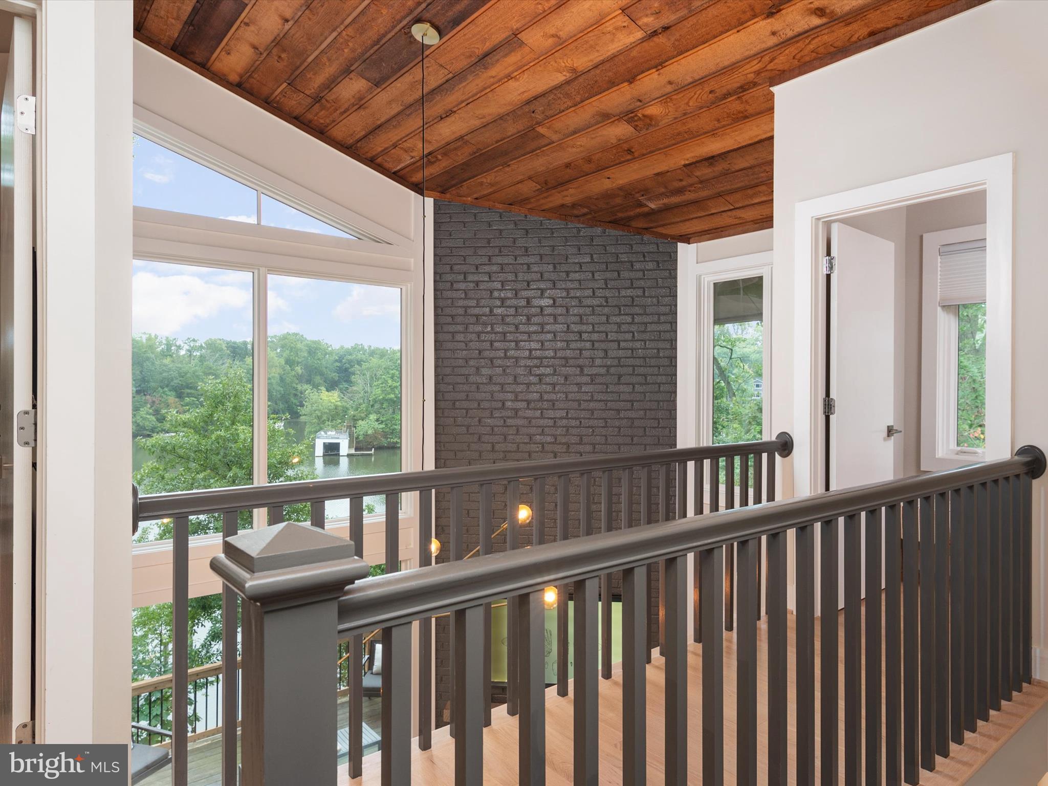 WEEMS CREEK - Residential