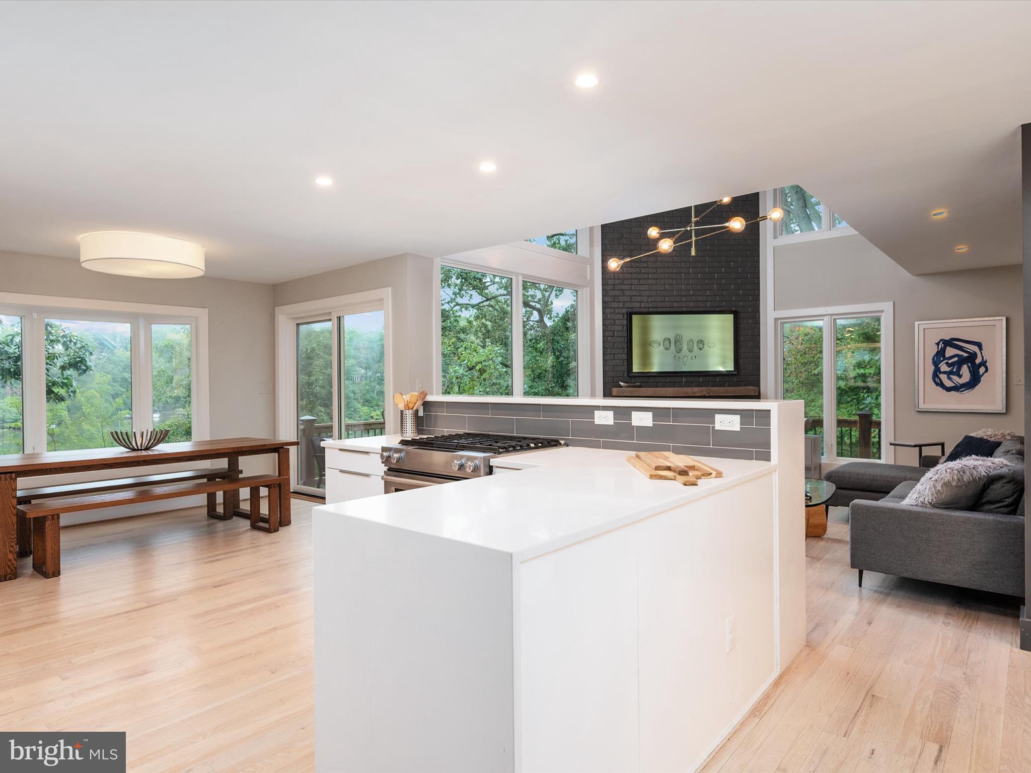 WEEMS CREEK - Residential