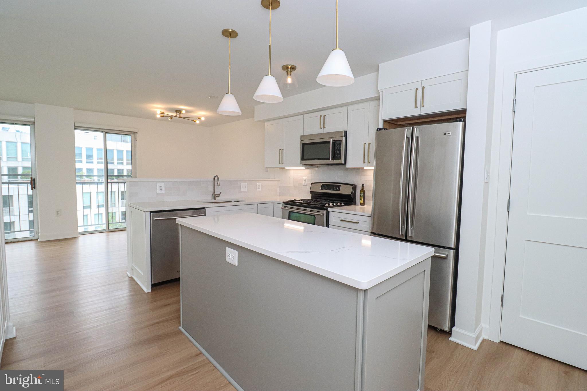 700 7TH STREET SW 734