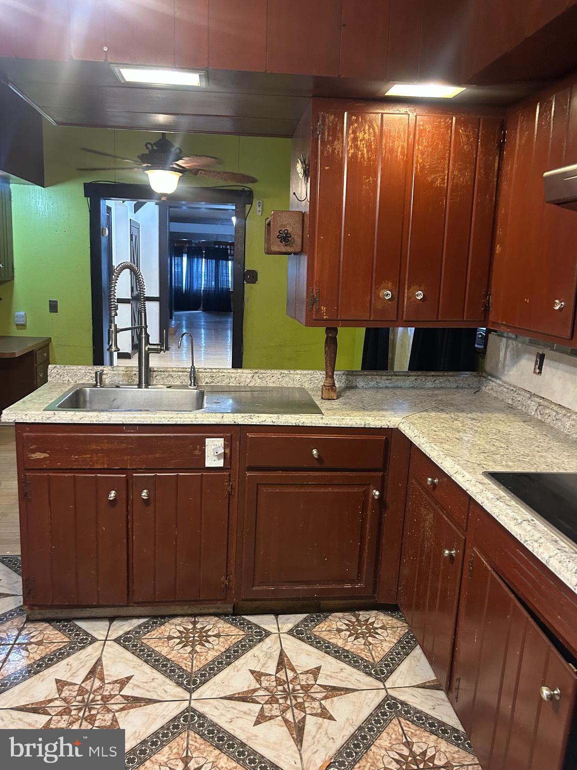 NORTHWOOD - Residential