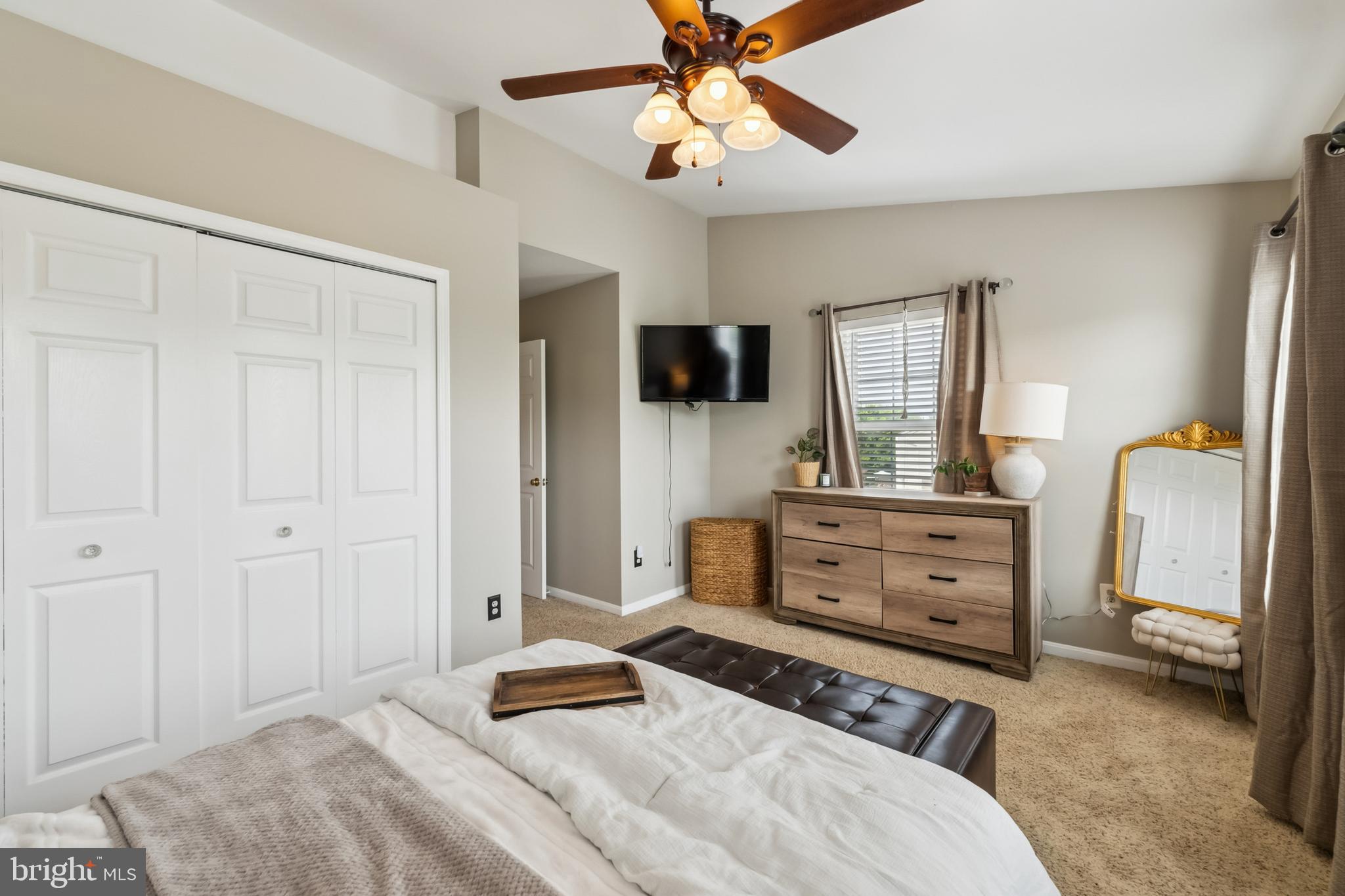 SHERBROOKE II TH CONDO - Residential