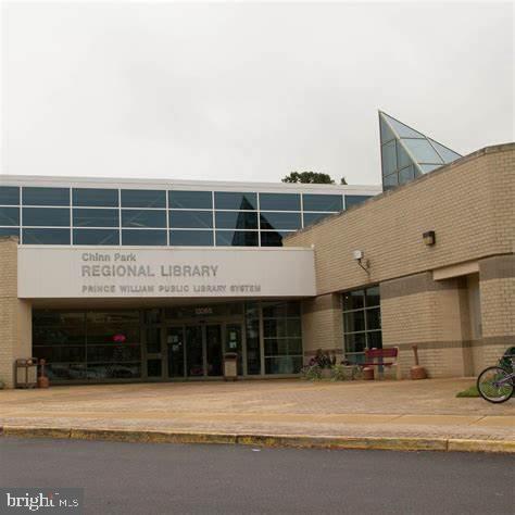 SHERBROOKE II TH CONDO - Residential