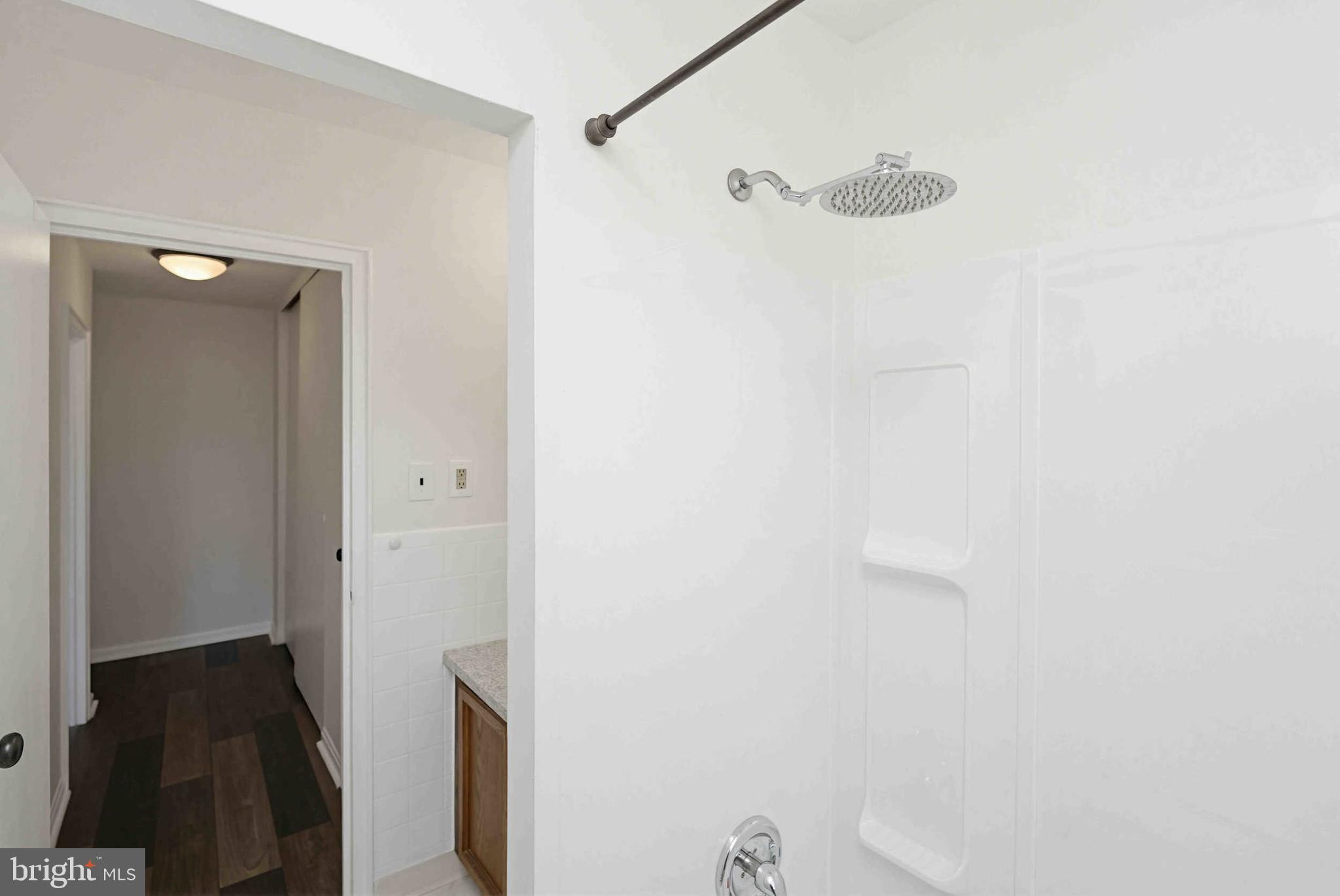 VALLEY HOUSE - Residential