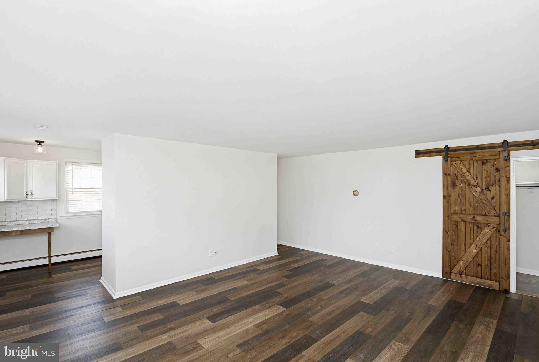 VALLEY HOUSE - Residential