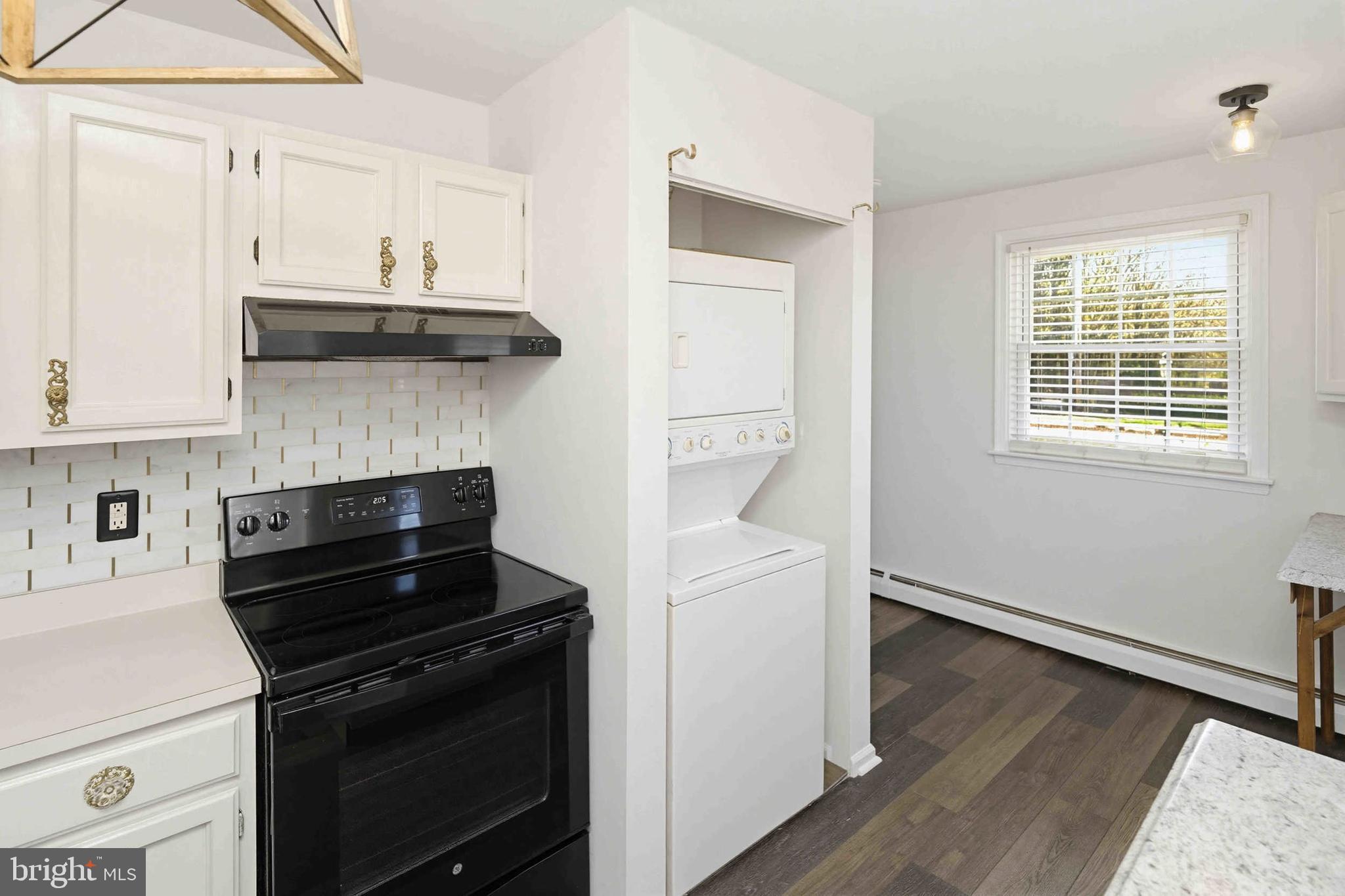 VALLEY HOUSE - Residential