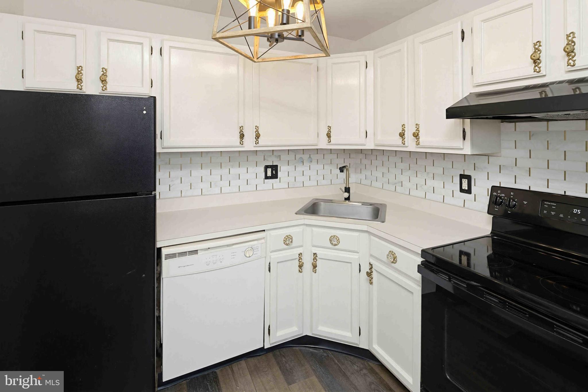 VALLEY HOUSE - Residential