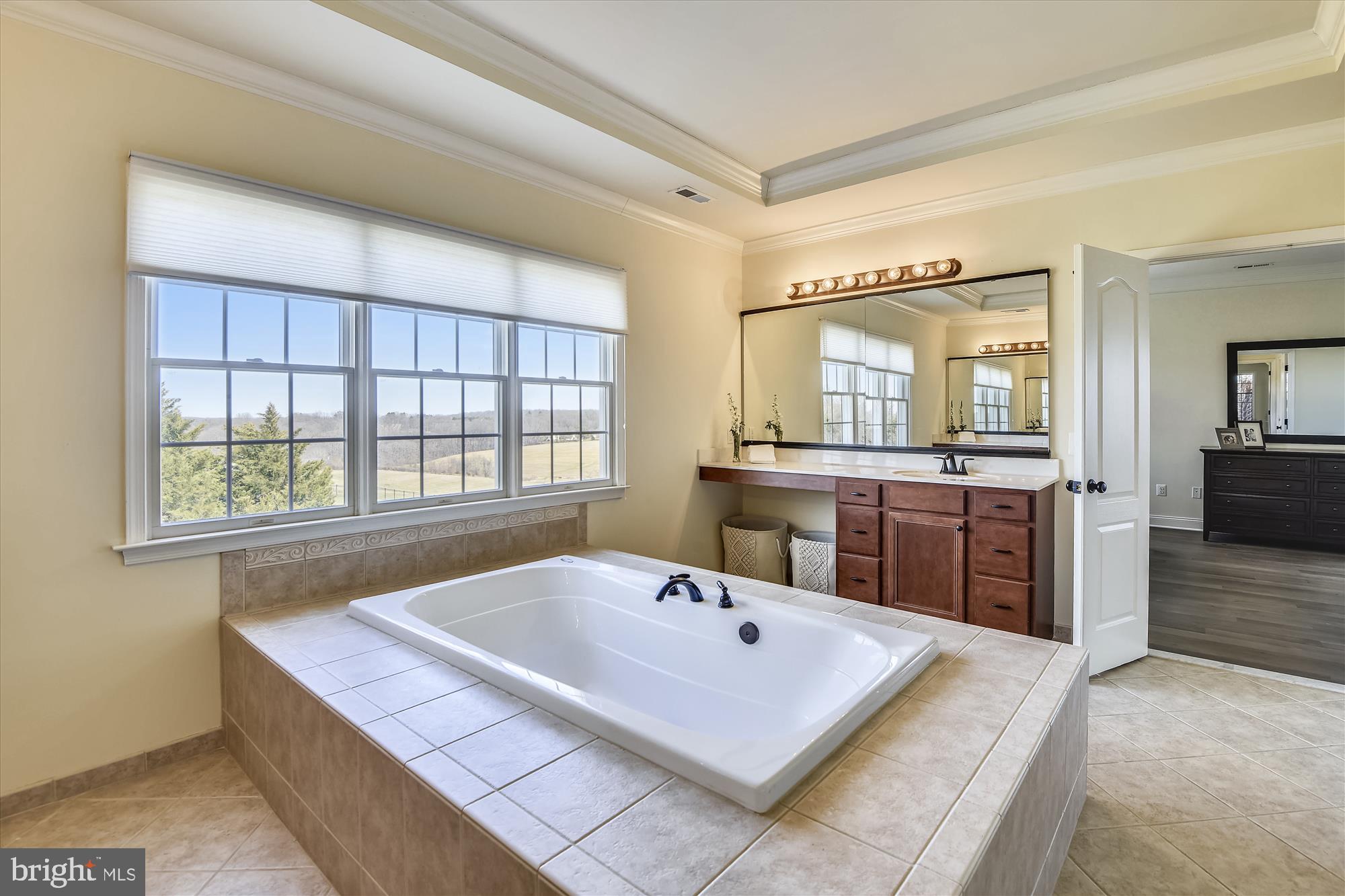 WILLOW VALE FARMS - Residential