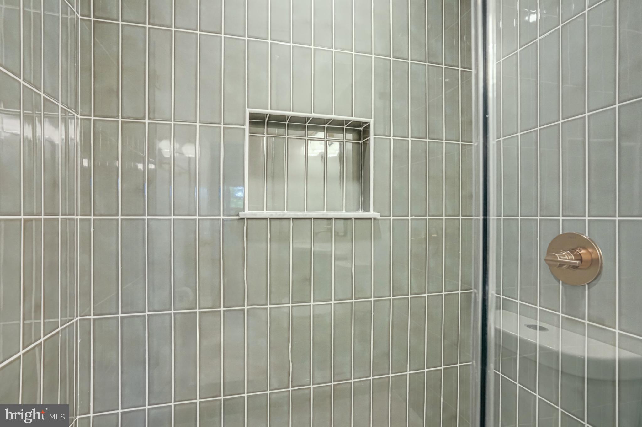 MT ZEPHYR - Residential