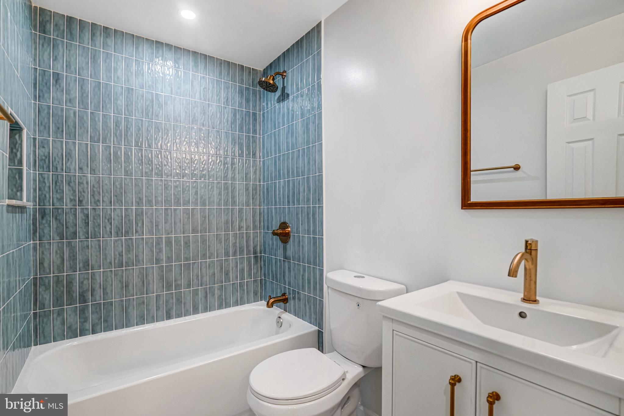 MT ZEPHYR - Residential