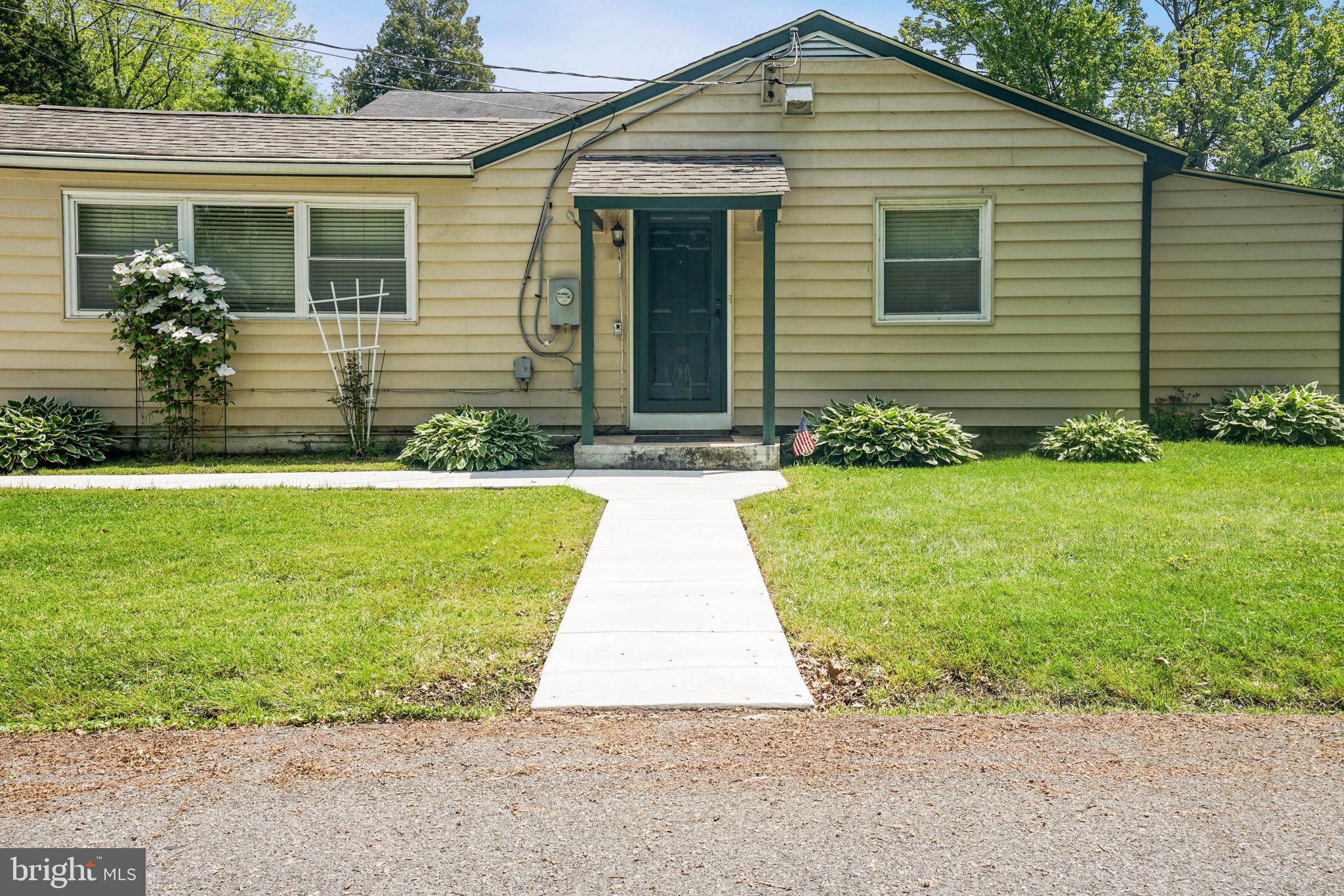 SNUG HARBOR - Residential