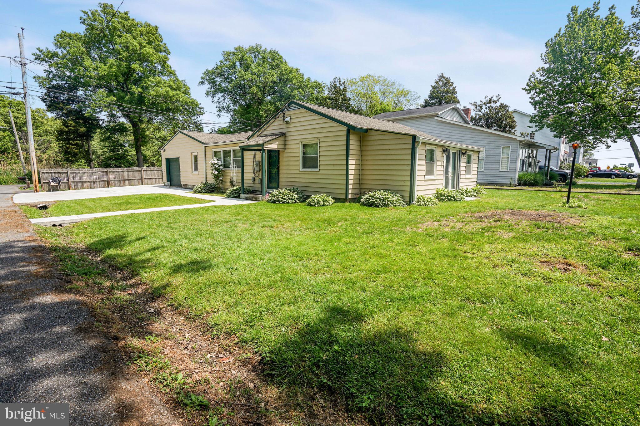 SNUG HARBOR - Residential