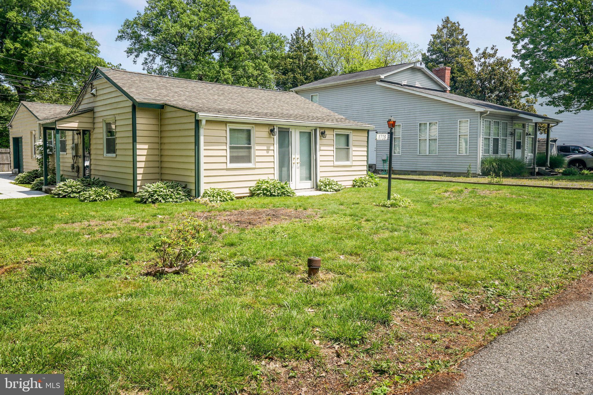 SNUG HARBOR - Residential