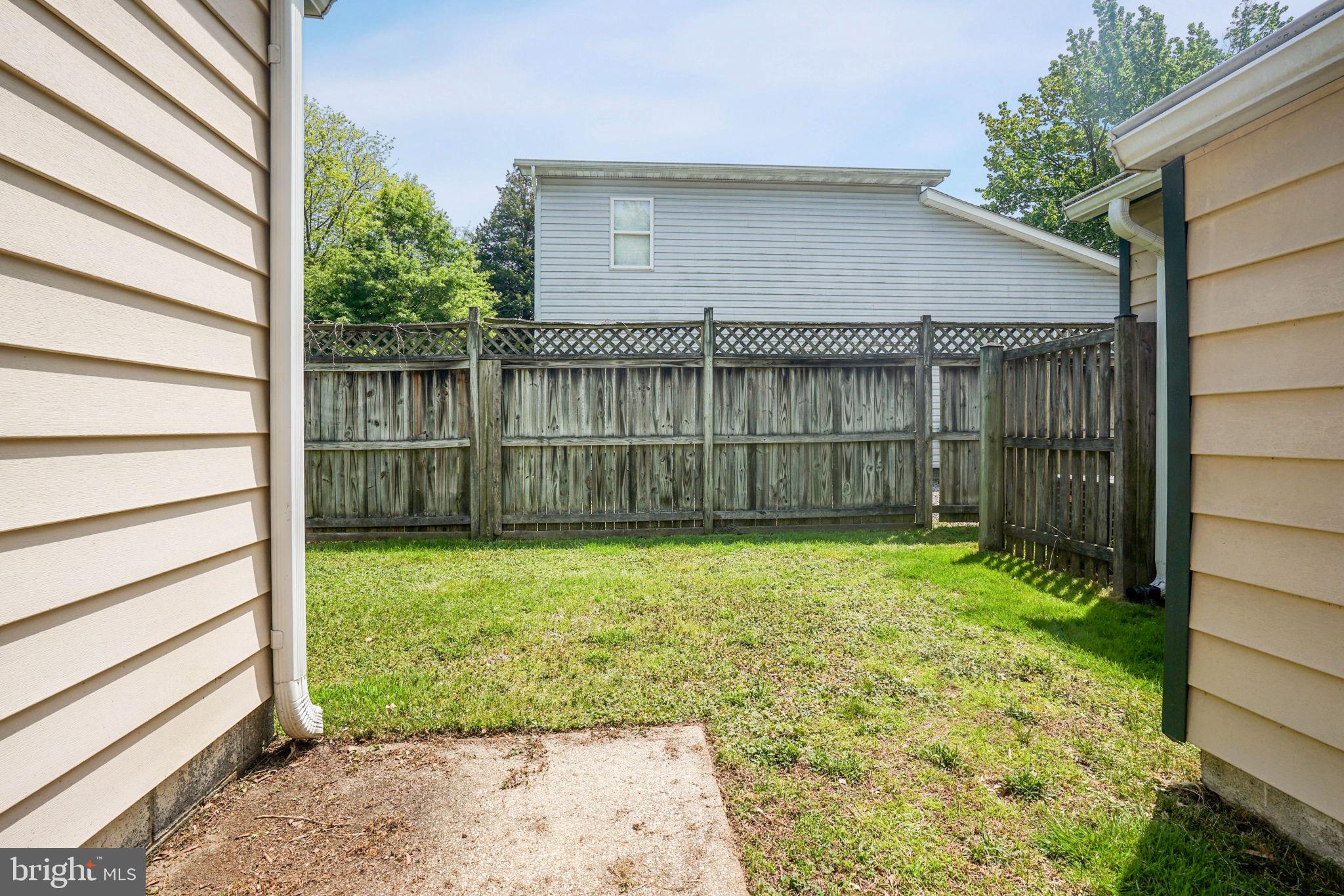 SNUG HARBOR - Residential