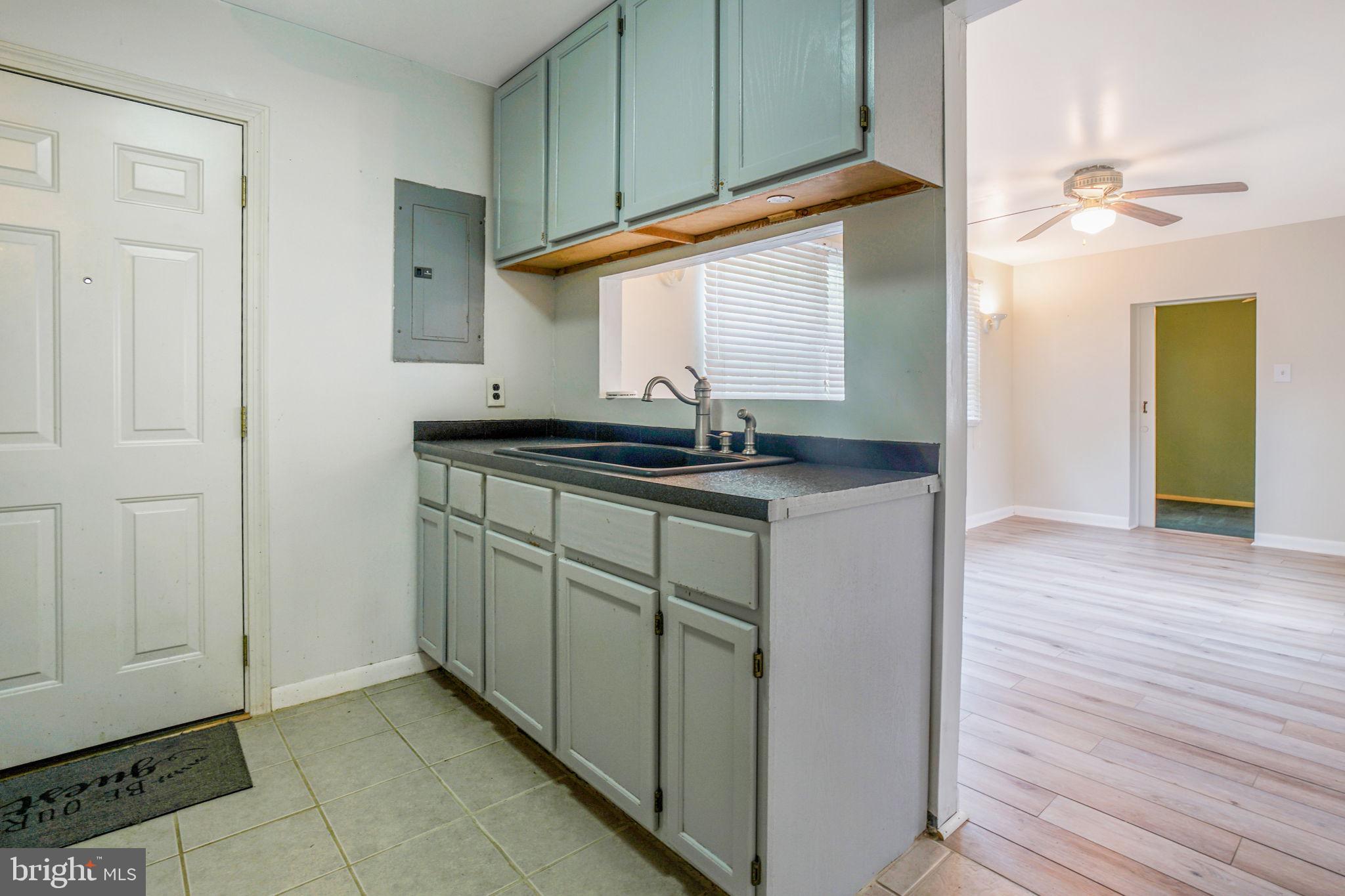 SNUG HARBOR - Residential