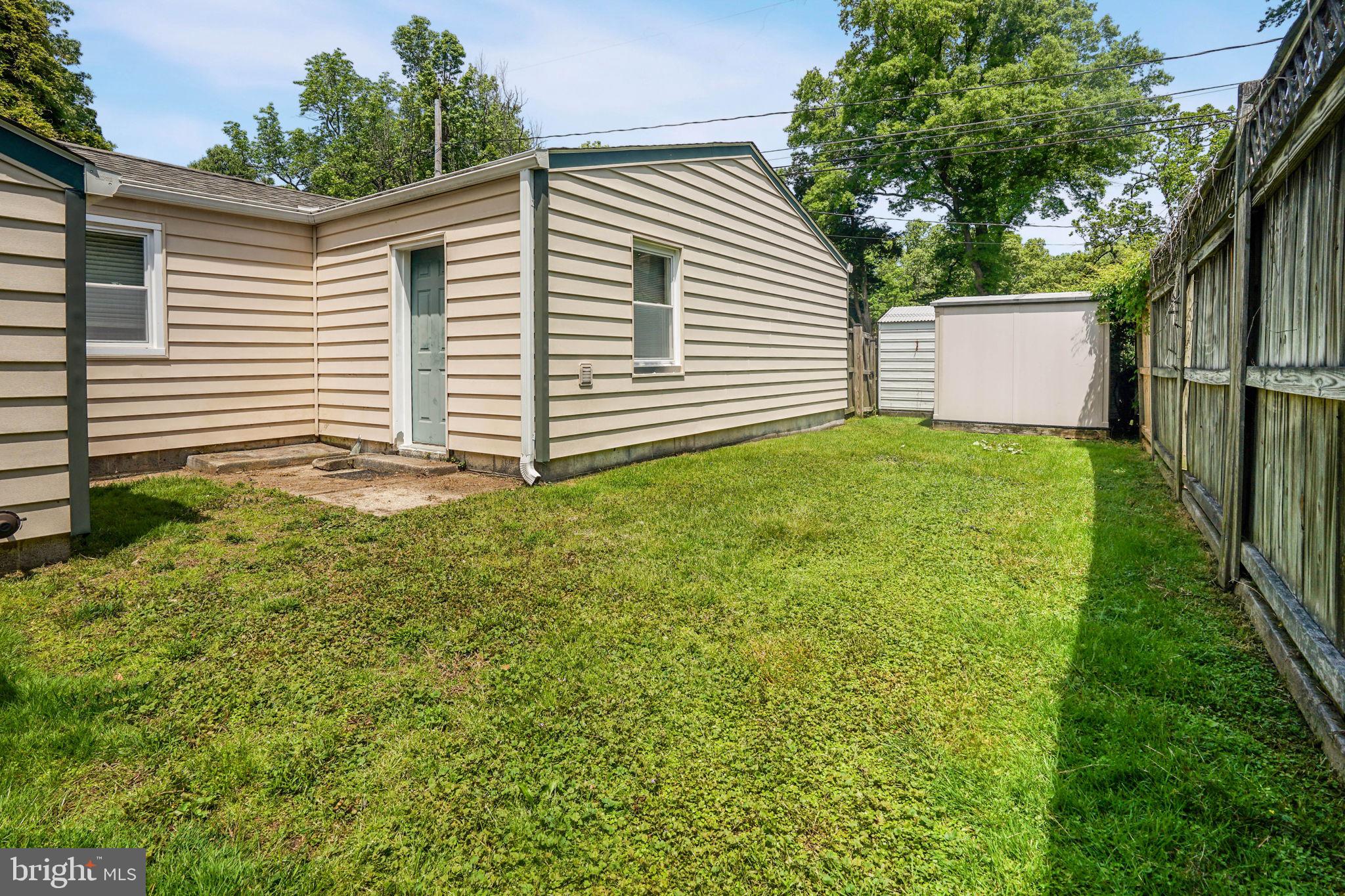 SNUG HARBOR - Residential