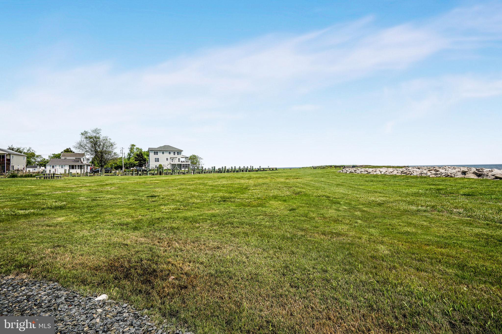 SNUG HARBOR - Residential