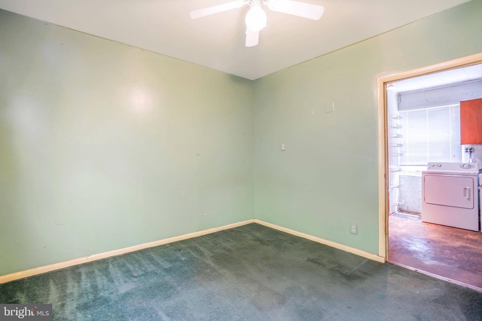 SNUG HARBOR - Residential