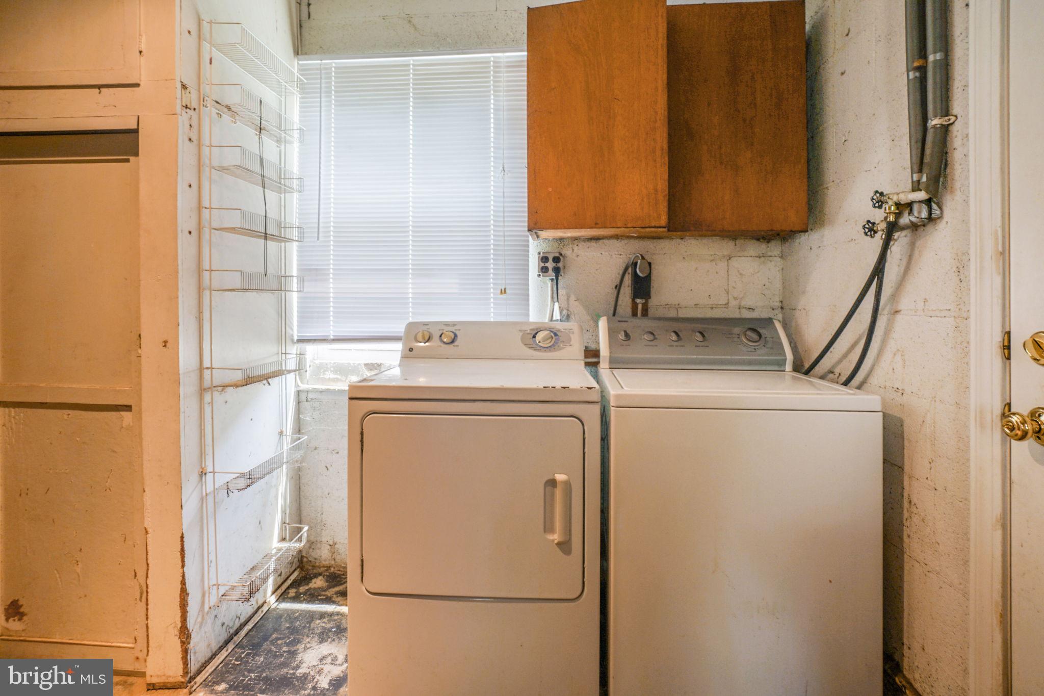 SNUG HARBOR - Residential