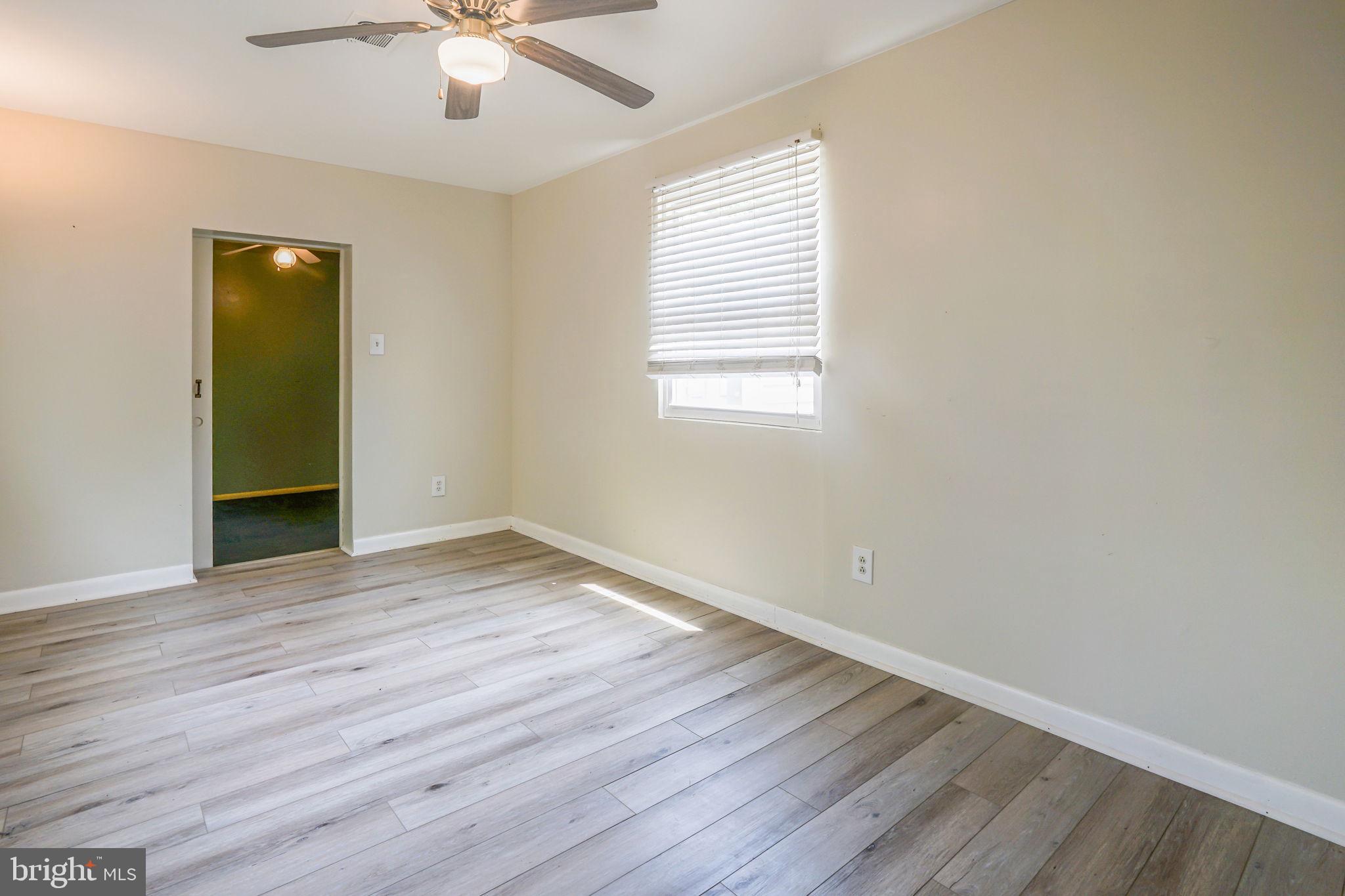 SNUG HARBOR - Residential