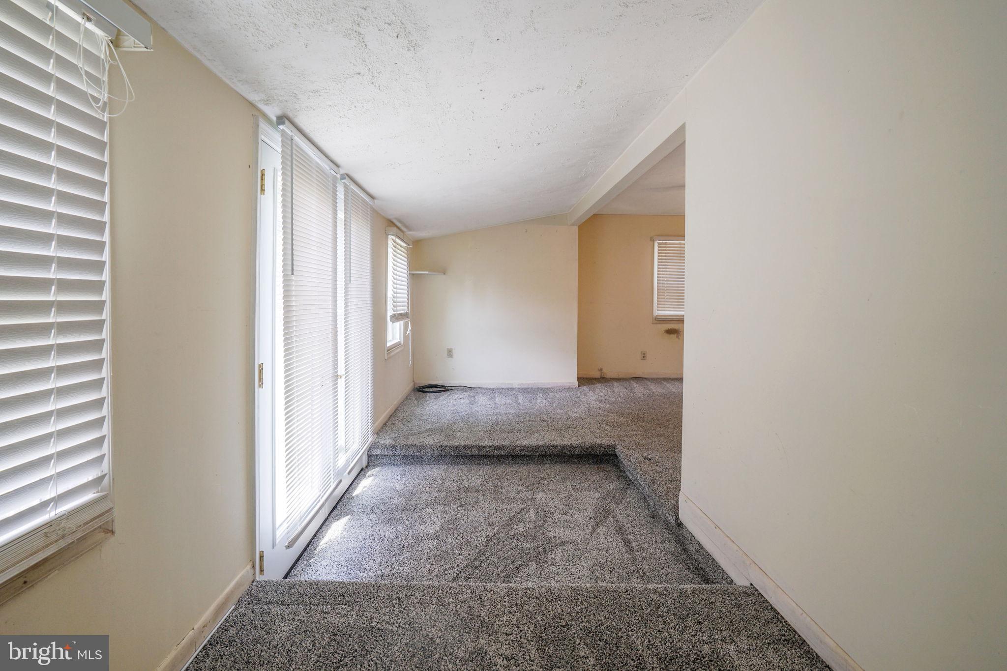 SNUG HARBOR - Residential