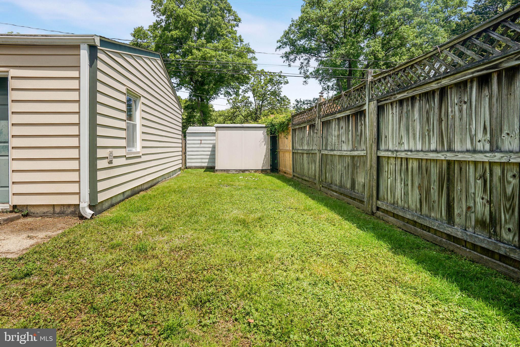 SNUG HARBOR - Residential