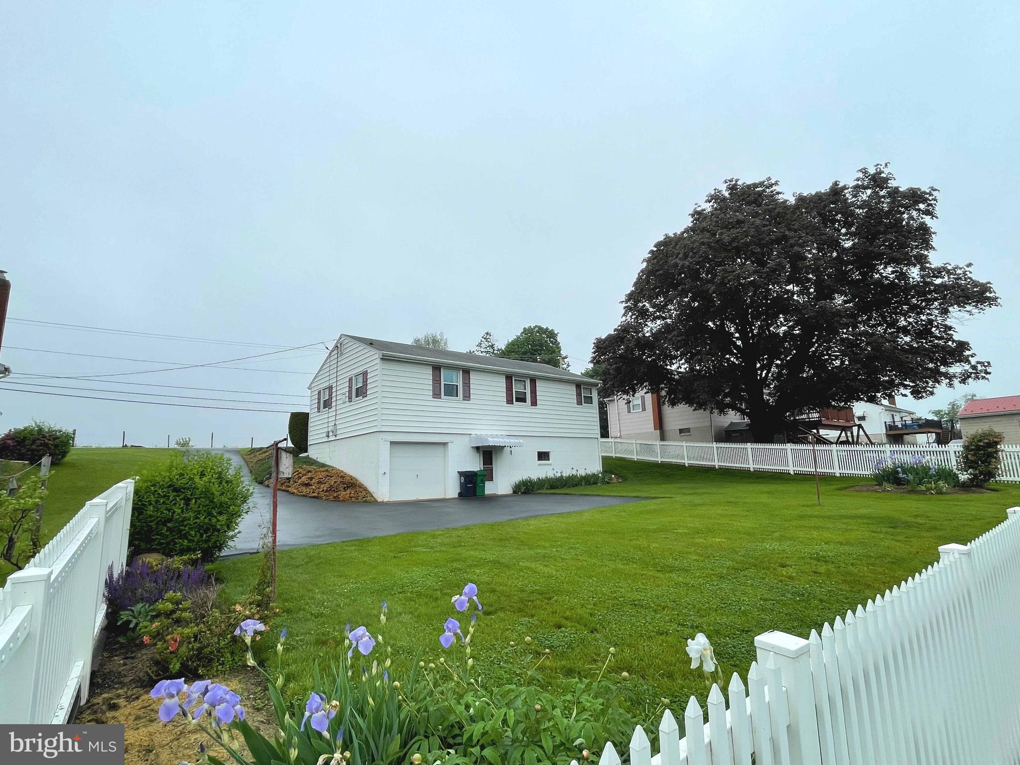 6421 LYTERS LANE
