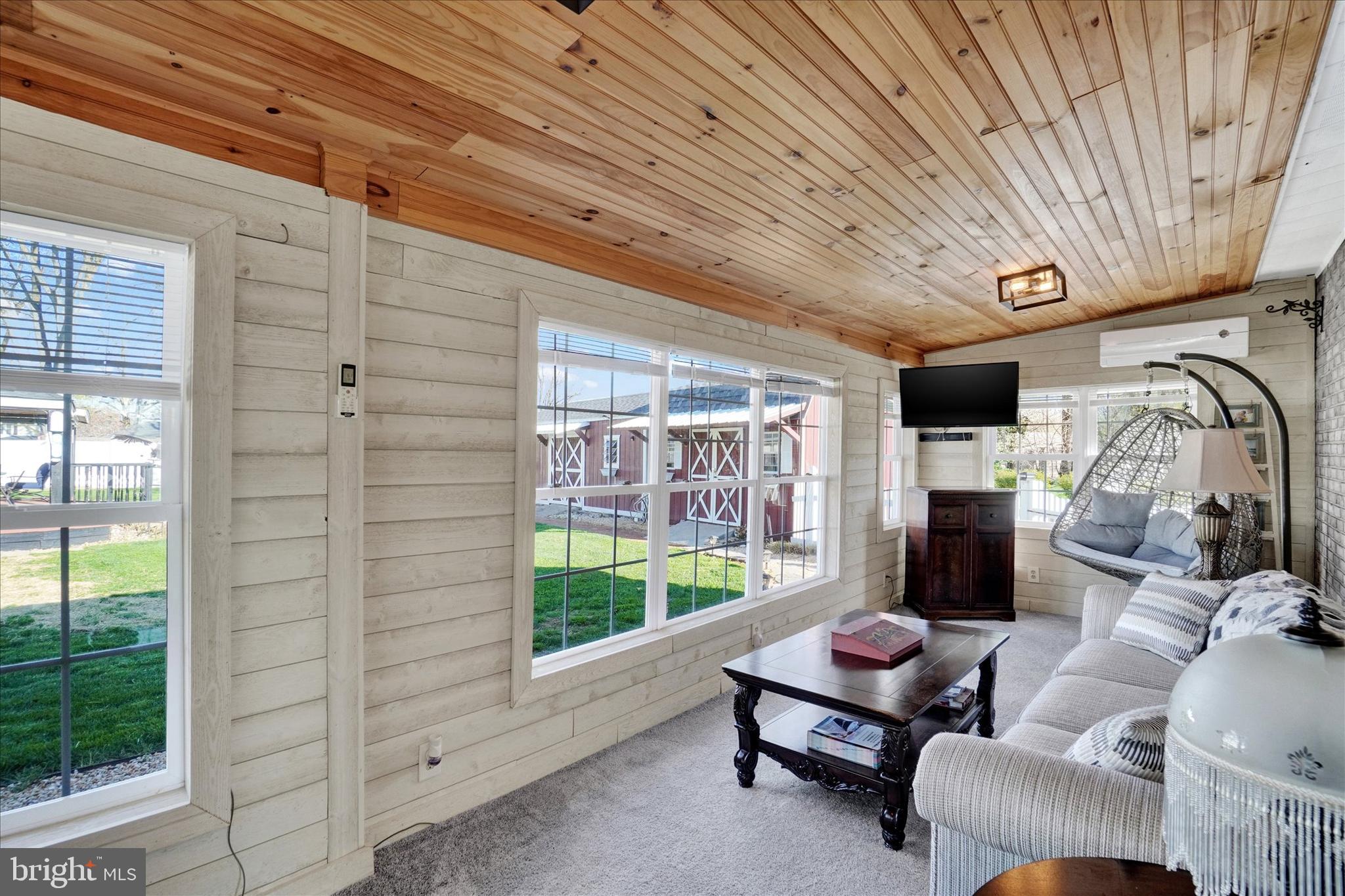 SOUTHERN FARMS - Residential