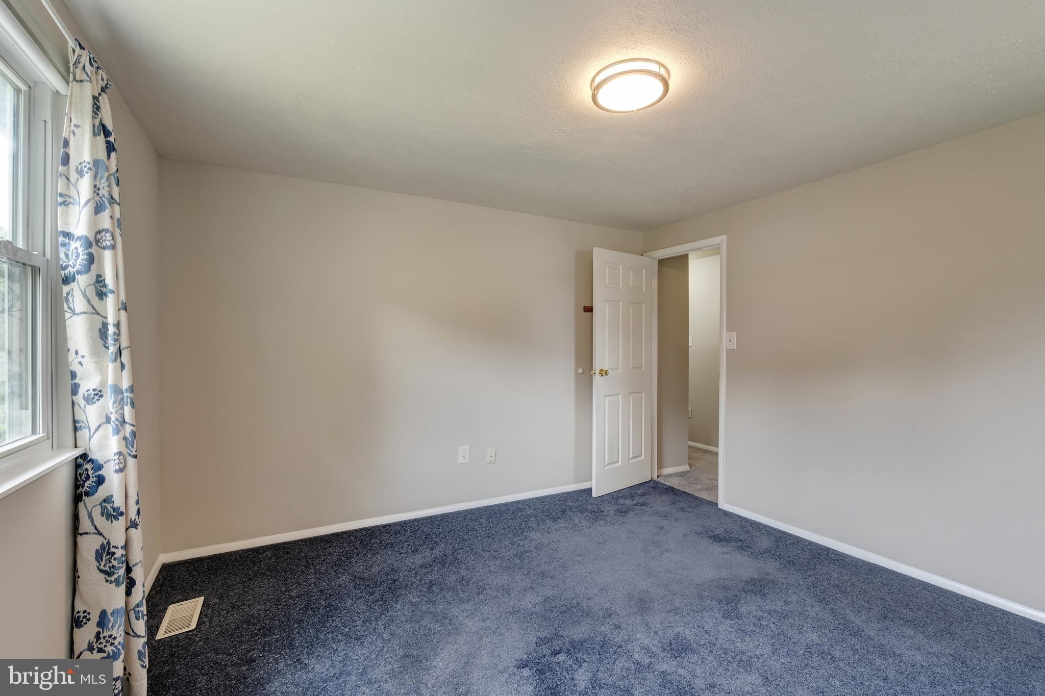 NEWPORT - Residential