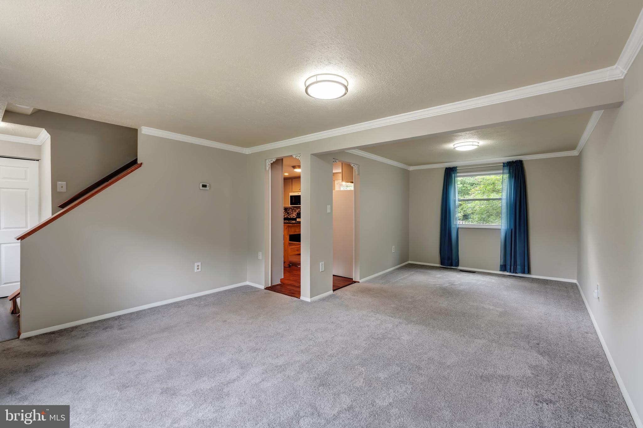 NEWPORT - Residential