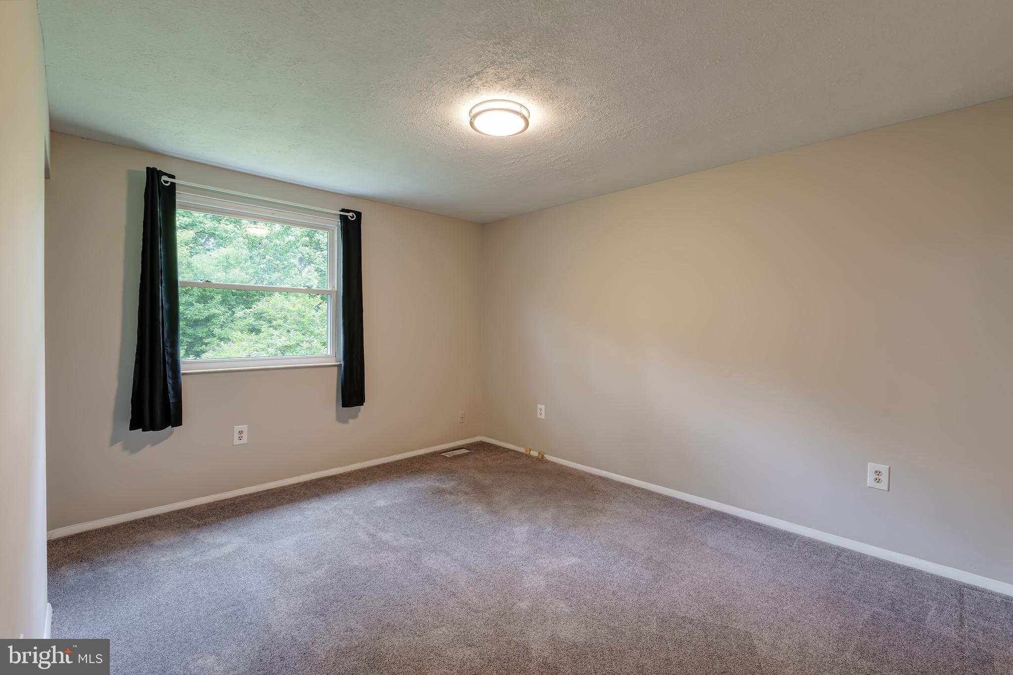 NEWPORT - Residential