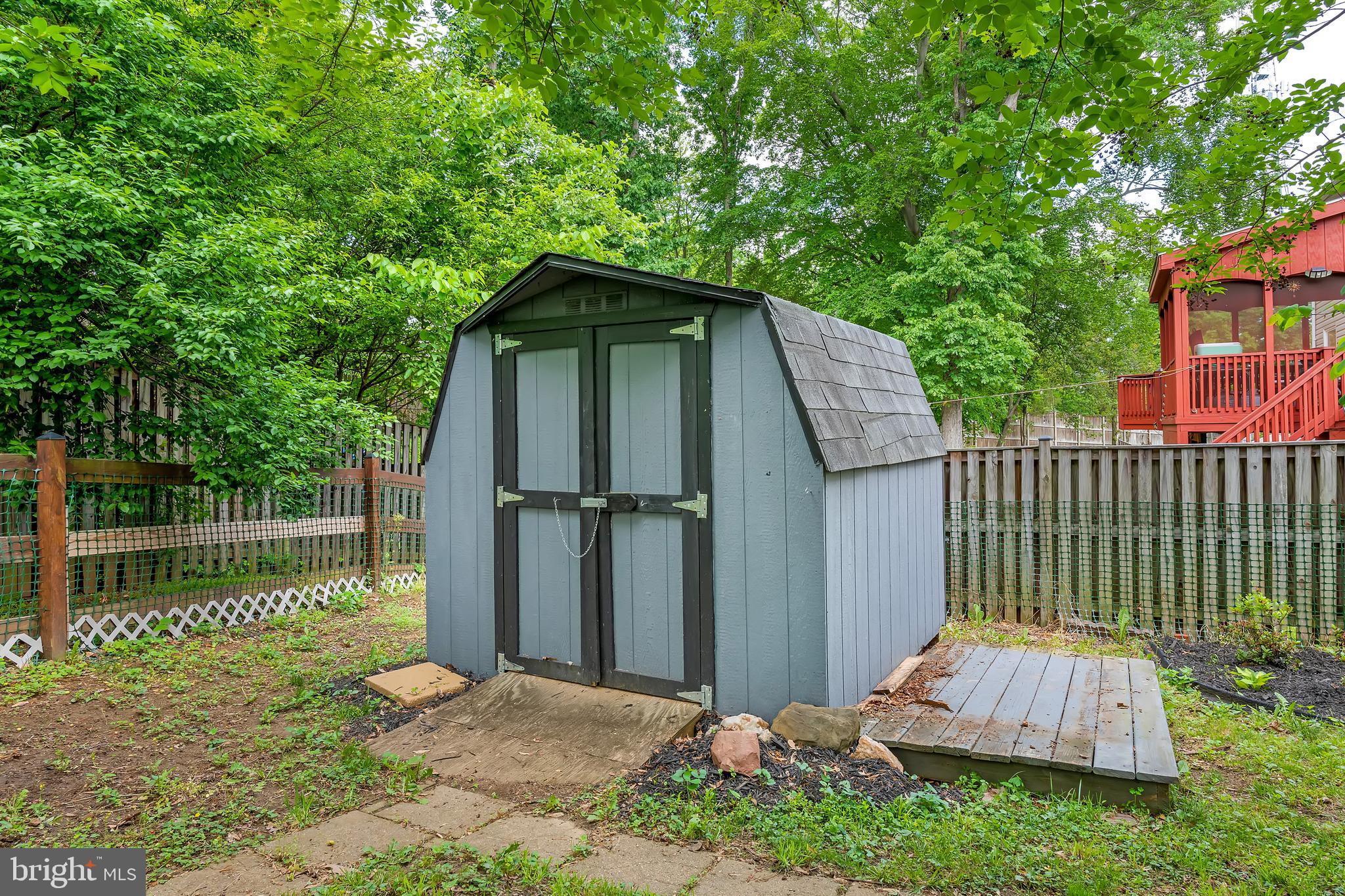 NEWPORT - Residential