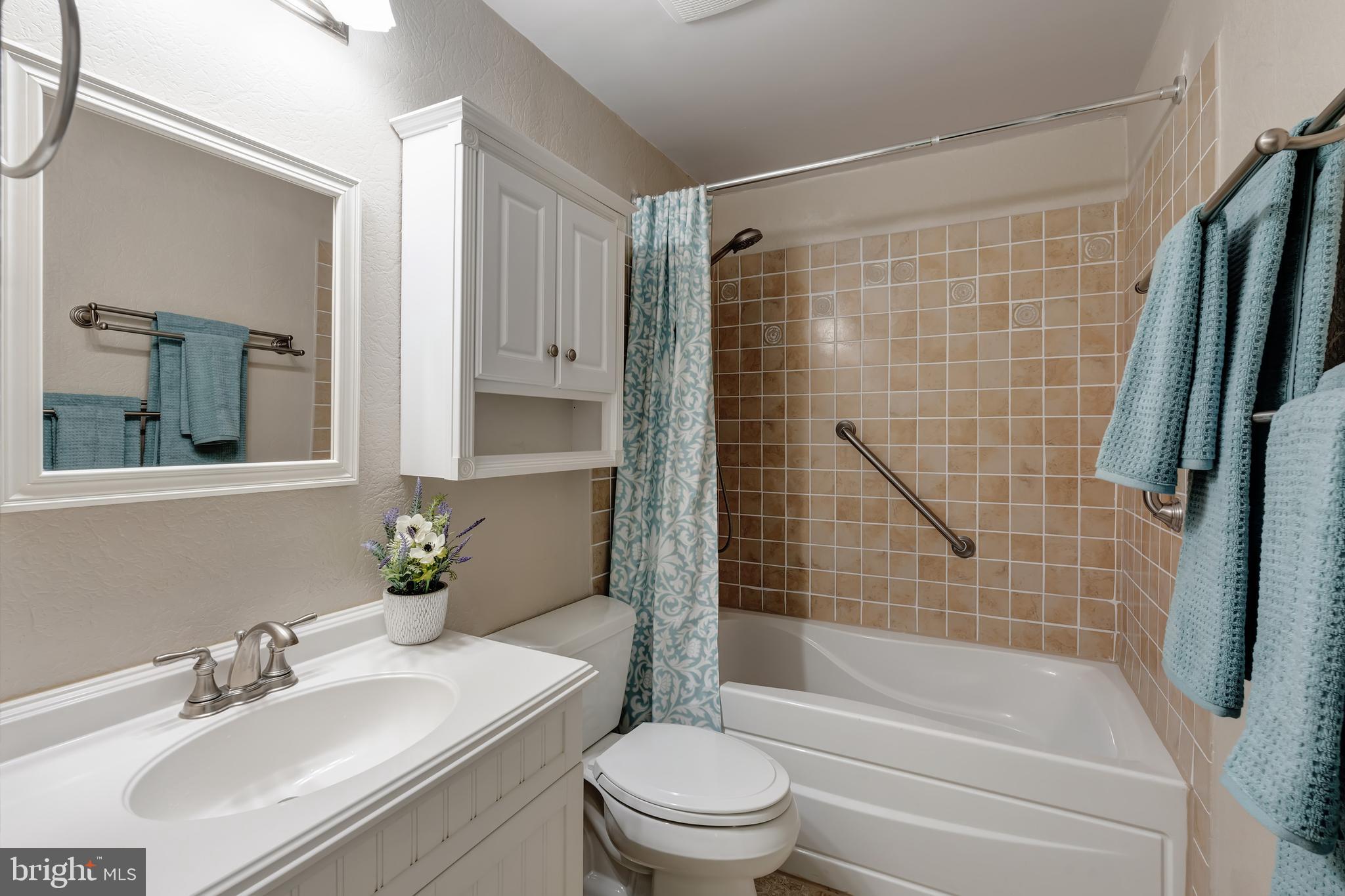 NEWPORT - Residential