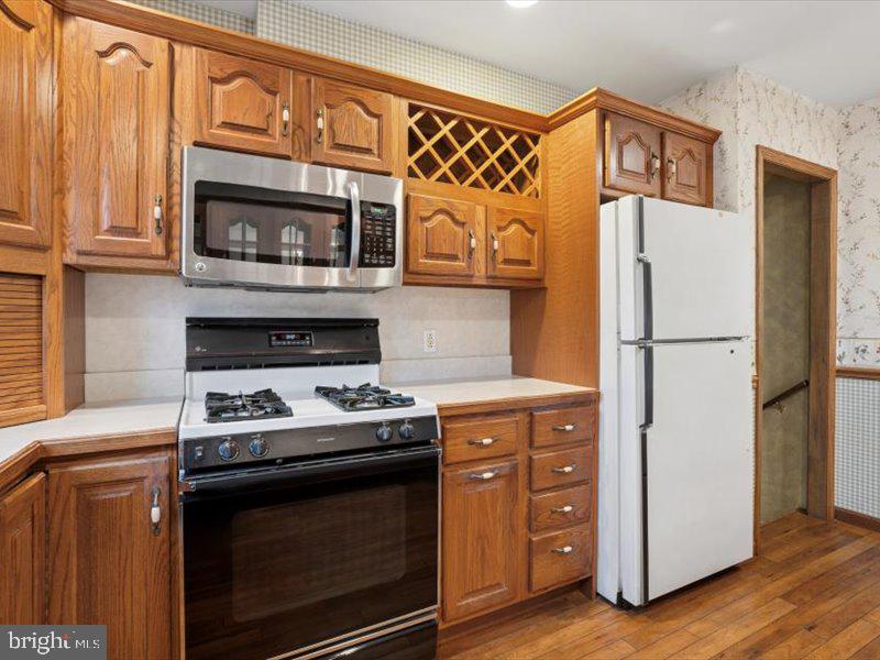 GLEN VIEW PARK - Residential