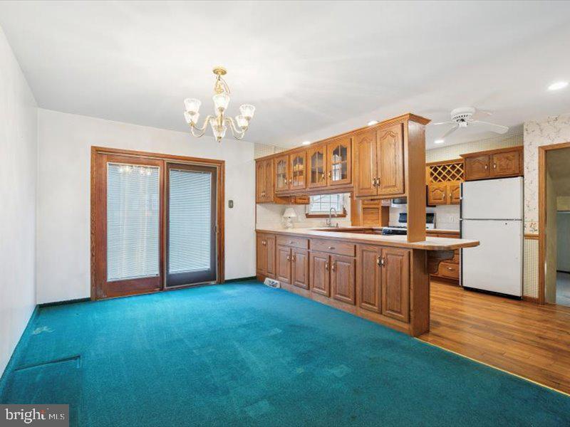 GLEN VIEW PARK - Residential