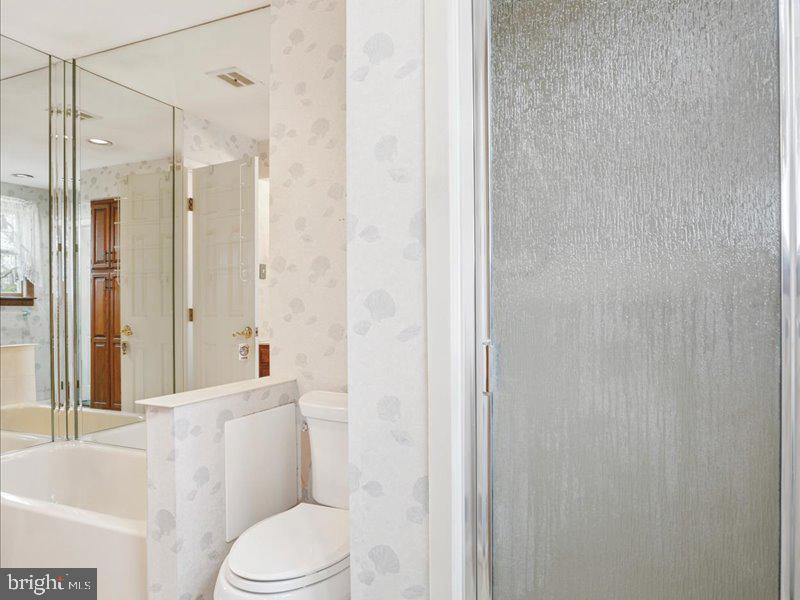 GLEN VIEW PARK - Residential