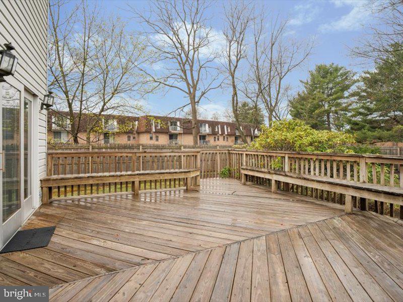 GLEN VIEW PARK - Residential