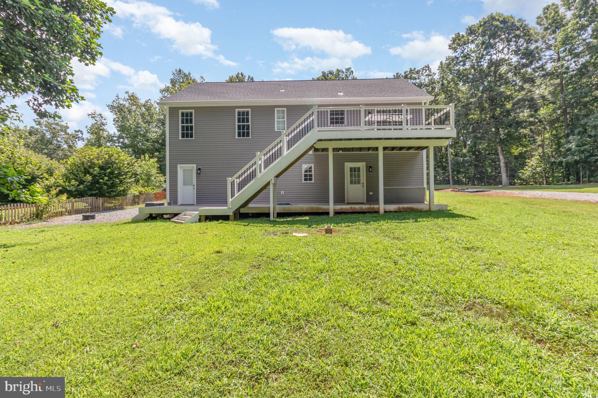 207 ESTATE DRIVE