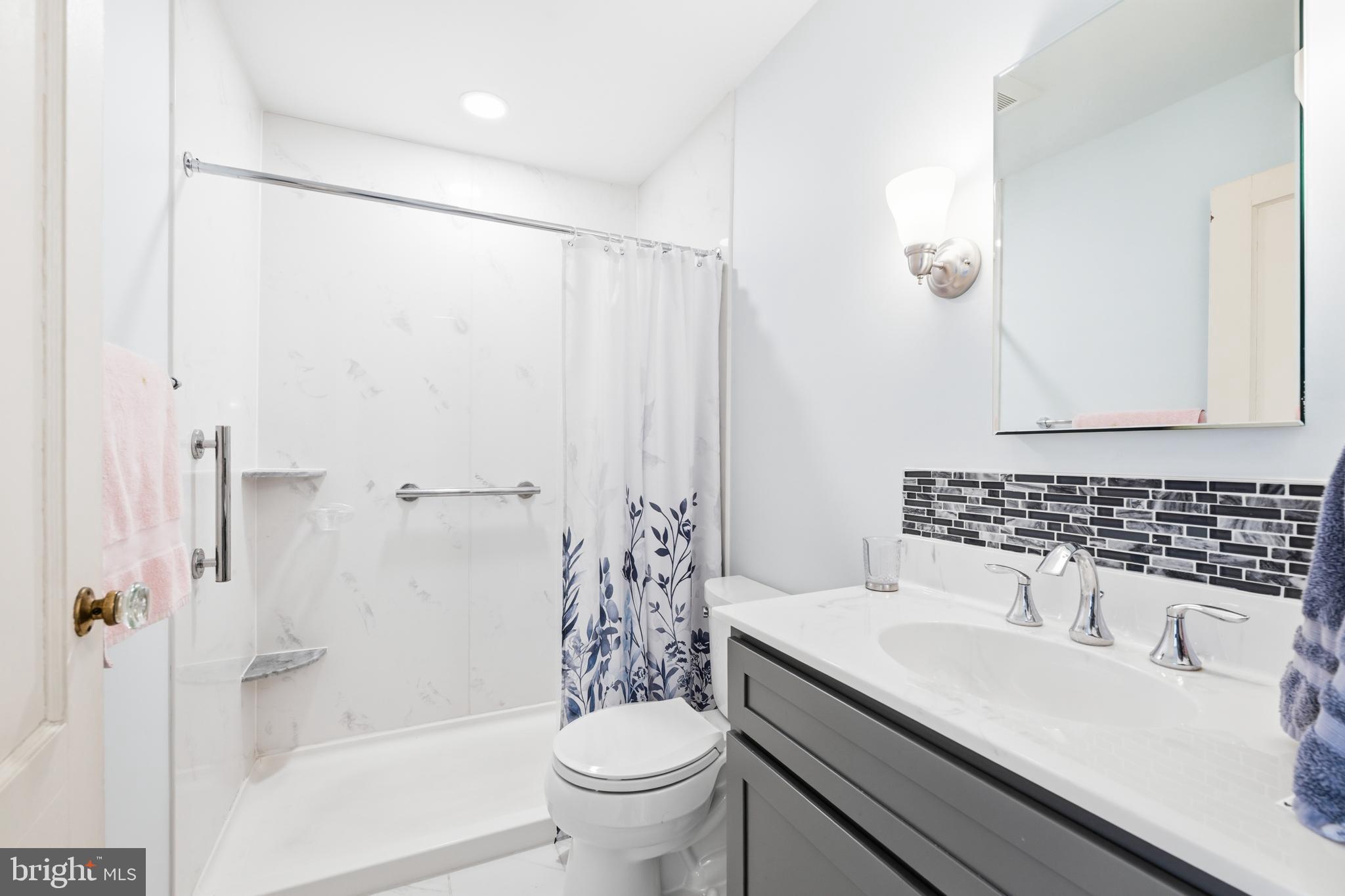 FAIRLESS HILLS - Residential