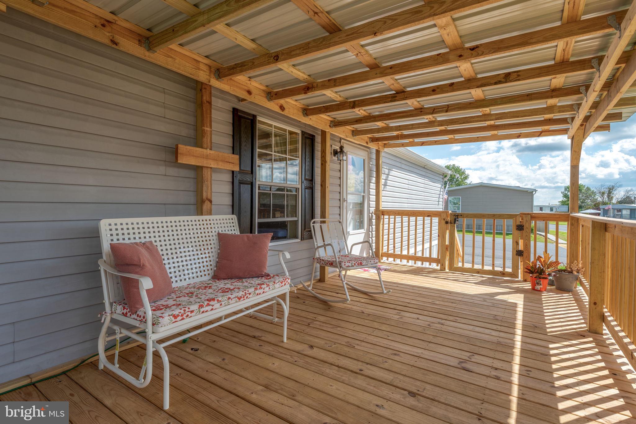 OAK KNOLL ESTATES - Residential