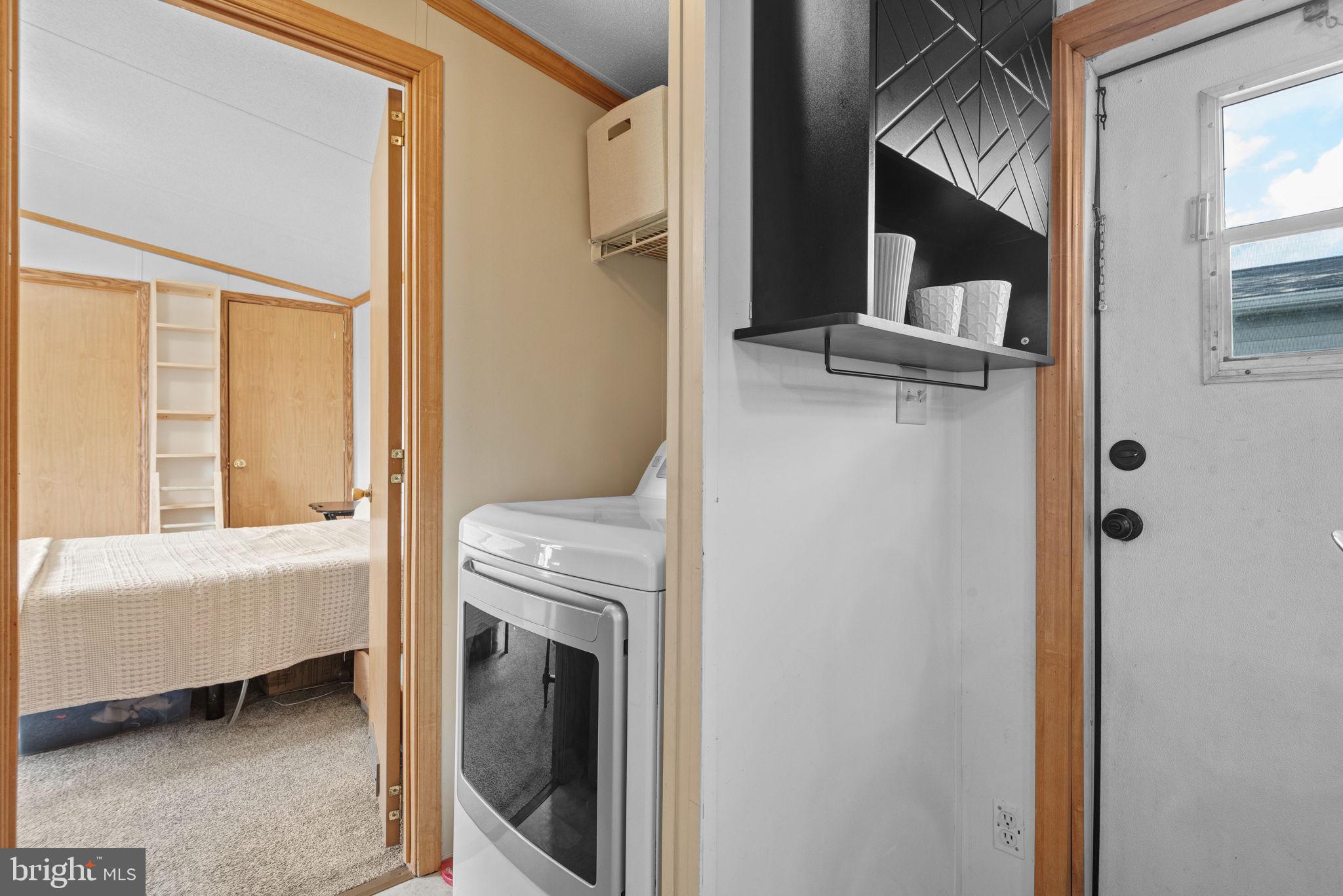 OAK KNOLL ESTATES - Residential