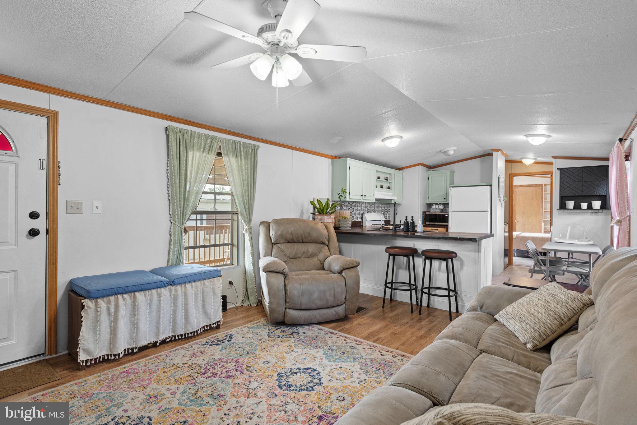 OAK KNOLL ESTATES - Residential