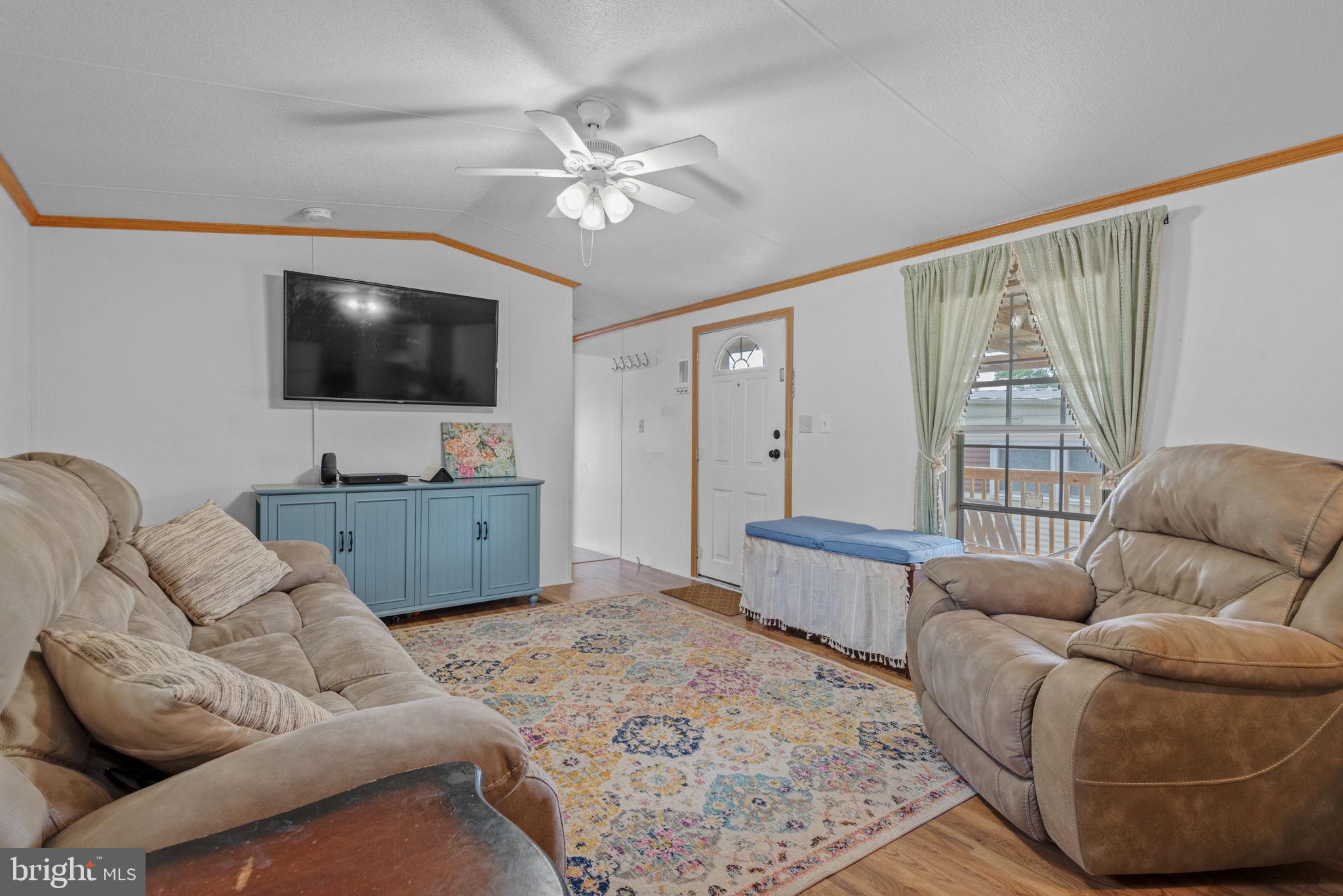 OAK KNOLL ESTATES - Residential