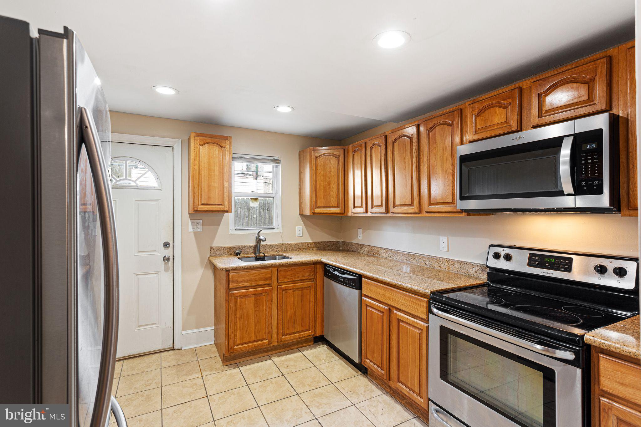 WHITMAN - Residential