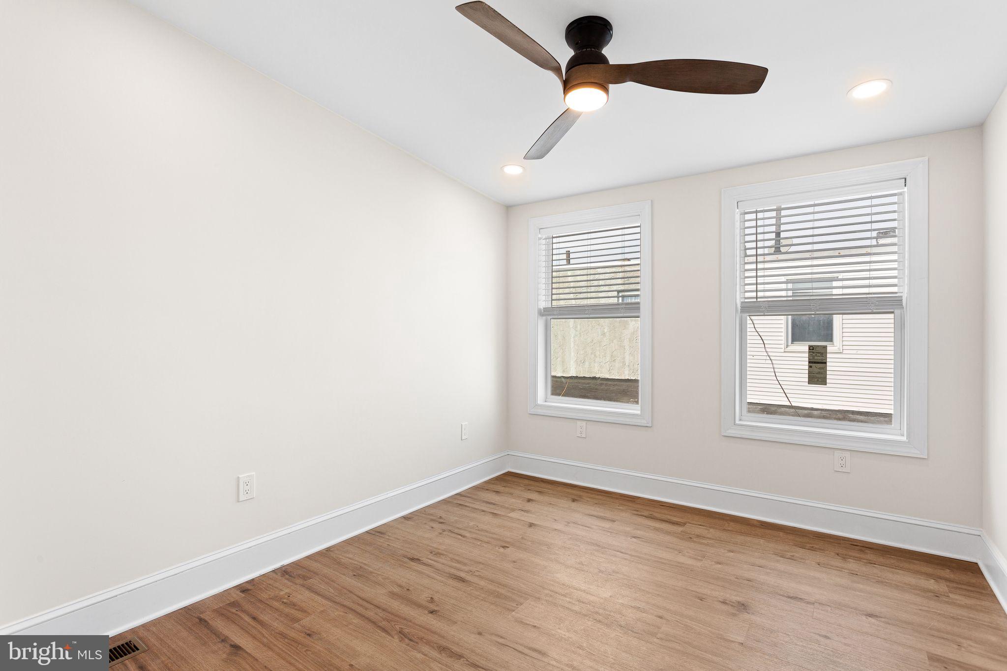 WHITMAN - Residential