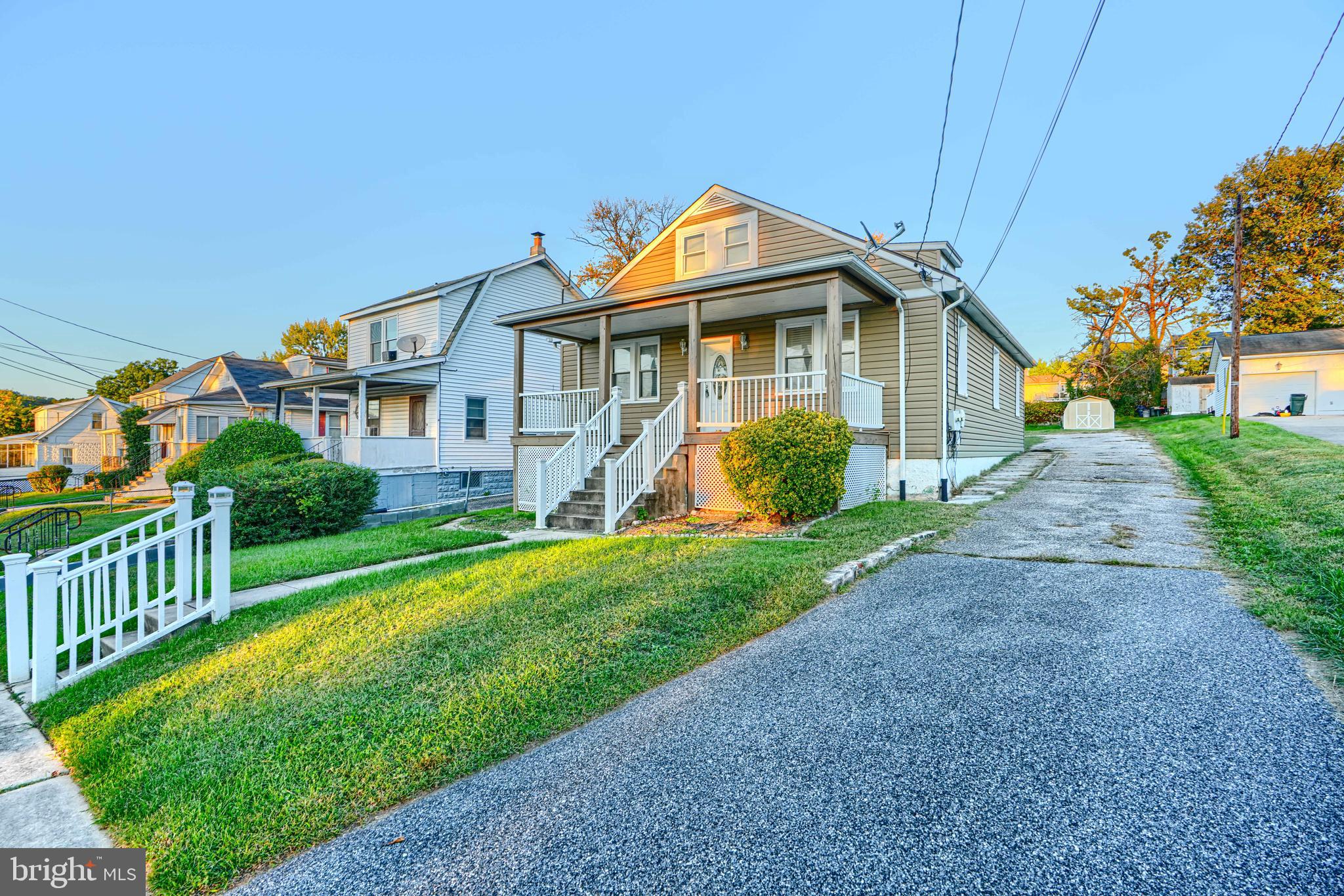 2019 NORTHEAST AVENUE