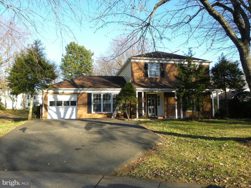 Renovated with all New Kitchen. Bosch Appliances, Ikea Cabinetry.. Large Fenced level lot. Close to Schools. Steel Frame home with brick and siding. Gas fireplace. Hardwood floors both levels.. No HOA, Community serving pool available through seperate membership. One car Garage and huge driveway. Built in Barbeque and nice fenced backyard. Great location !!!!