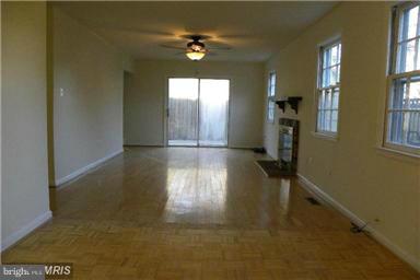 BROOKFIELD - Residential Lease