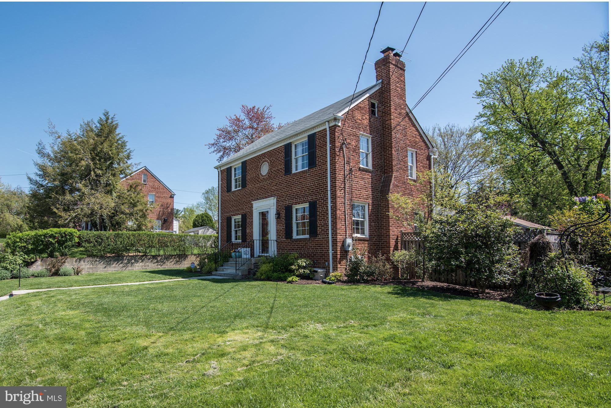 SUNSET TERRACE - Residential